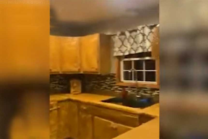 Un TikToker recouvre la cuisine de ses parents de beurre de cacahuète pour faire une farce
